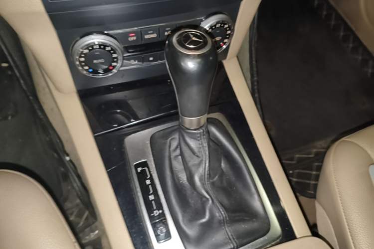 Used Mercedes-Benz GLK-Class 2012 GLK 300 4MATIC Fashion Model Gear Lever