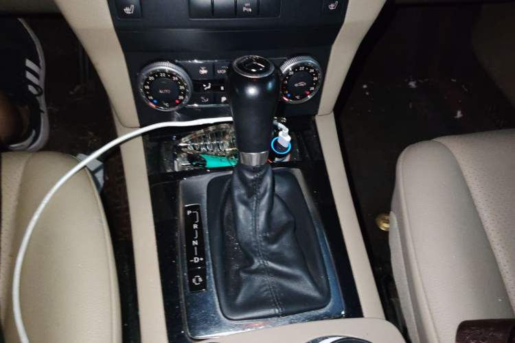 Used Mercedes-Benz GLK-Class 2012 GLK 300 4MATIC Fashion Model Gear Lever