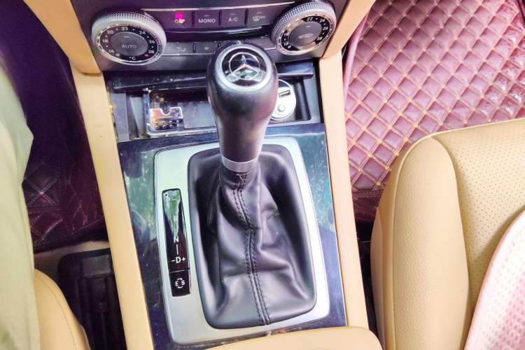 Used Mercedes-Benz GLK-Class 2012 GLK 300 4MATIC Fashion Model Gear Lever