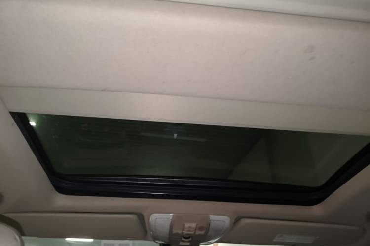 Used Mercedes-Benz GLK-Class 2012 GLK 300 4MATIC Fashion Model Headliner