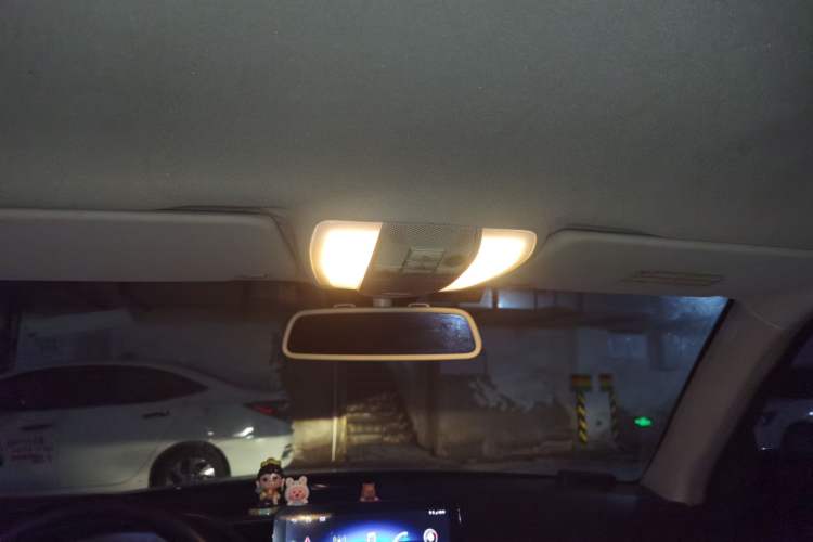 Used Mercedes-Benz GLK-Class 2012 GLK 300 4MATIC Dynamic Edition Headliner