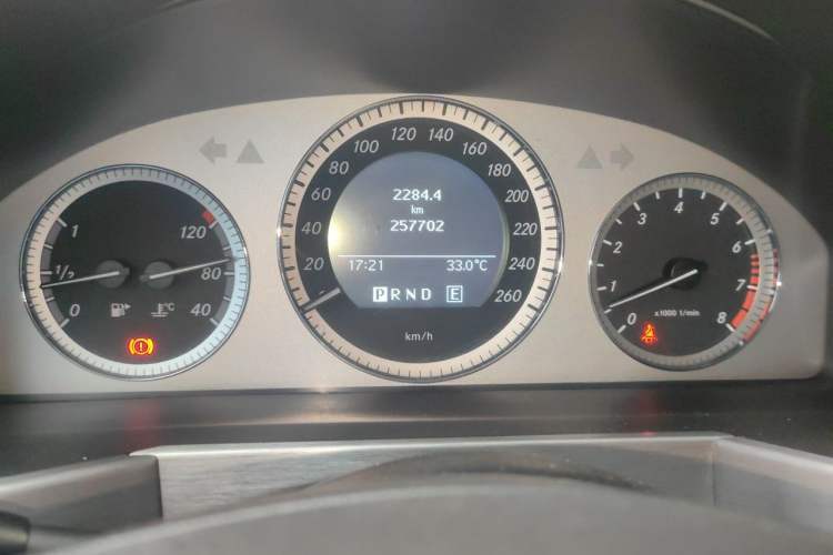 Used Mercedes-Benz GLK-Class 2012 GLK 300 4MATIC Fashion Model Instrument Cluster