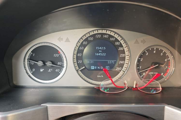 Used Mercedes-Benz GLK-Class 2012 GLK 300 4MATIC Dynamic Edition Instrument Cluster