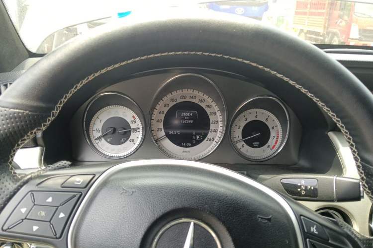 Used Mercedes-Benz GLK-Class 2012 GLK 300 4MATIC Dynamic Edition Instrument Cluster