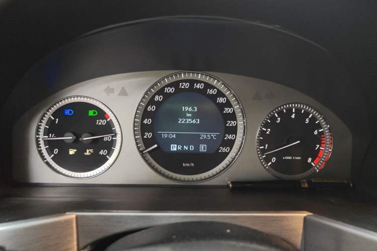 Used Mercedes-Benz GLK-Class 2012 GLK 300 4MATIC Dynamic Edition Instrument Cluster