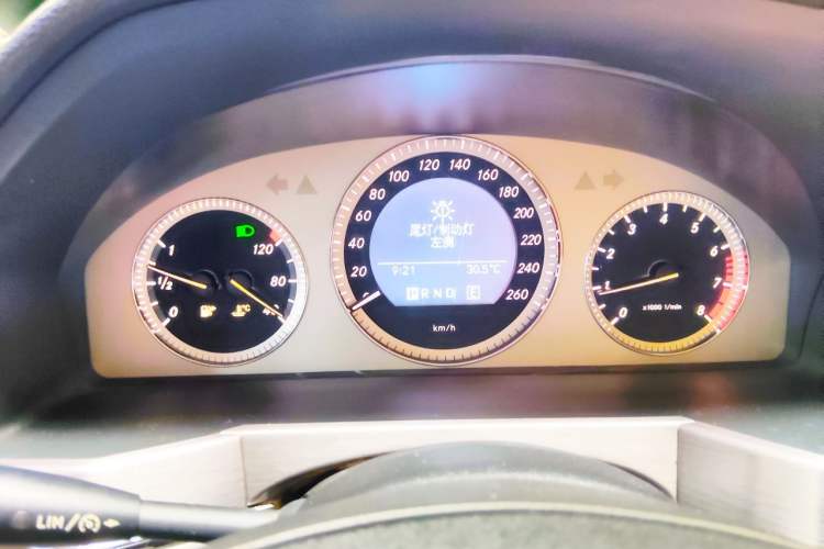 Used Mercedes-Benz GLK-Class 2012 GLK 300 4MATIC Fashion Model Instrument Cluster