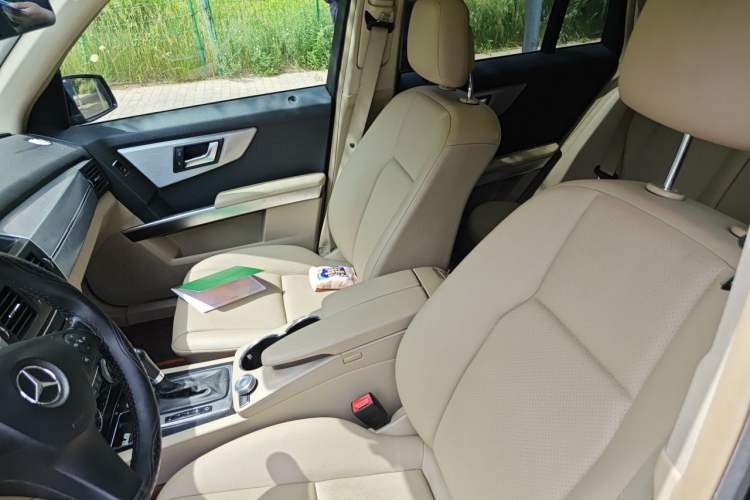 Used Mercedes-Benz GLK-Class 2012 GLK 300 4MATIC Fashion Model Left Front Seat
