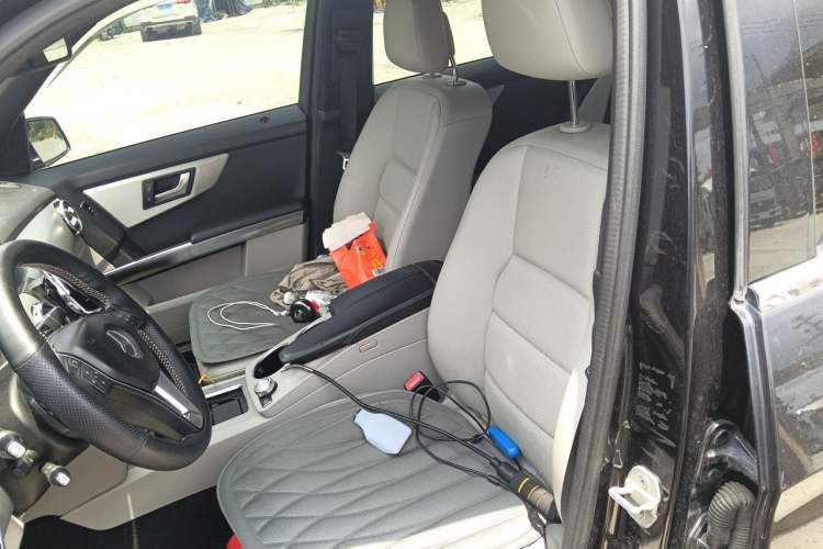 Used Mercedes-Benz GLK-Class 2012 GLK 300 4MATIC Dynamic Edition Left Front Seat