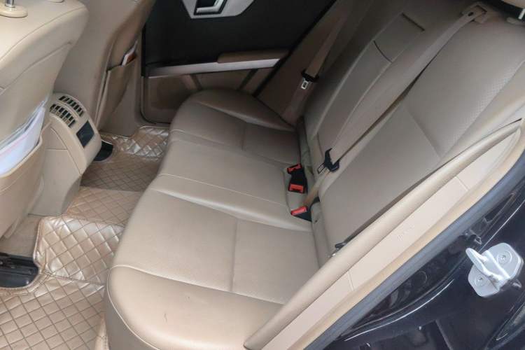 Used Mercedes-Benz GLK-Class 2012 GLK 300 4MATIC Fashion Model Left Rear Seat