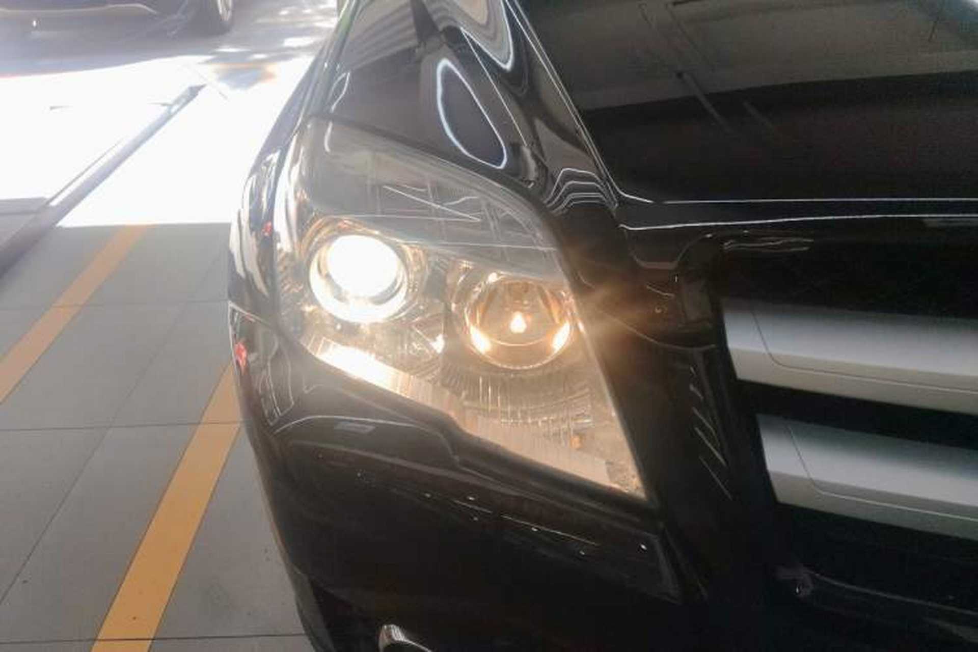 Used Mercedes-Benz GLK-Class 2012 GLK 300 4MATIC Fashion Model Right Front Headlight
