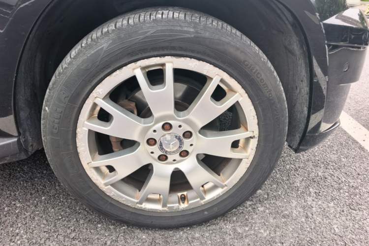 Used Mercedes-Benz GLK-Class 2012 GLK 300 4MATIC Dynamic Edition Right Front Wheel Hub