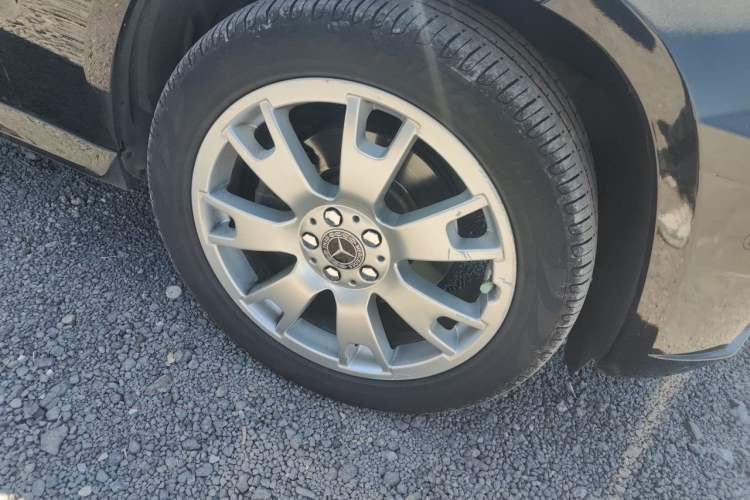 Used Mercedes-Benz GLK-Class 2012 GLK 300 4MATIC Dynamic Edition Right Front Wheel Hub