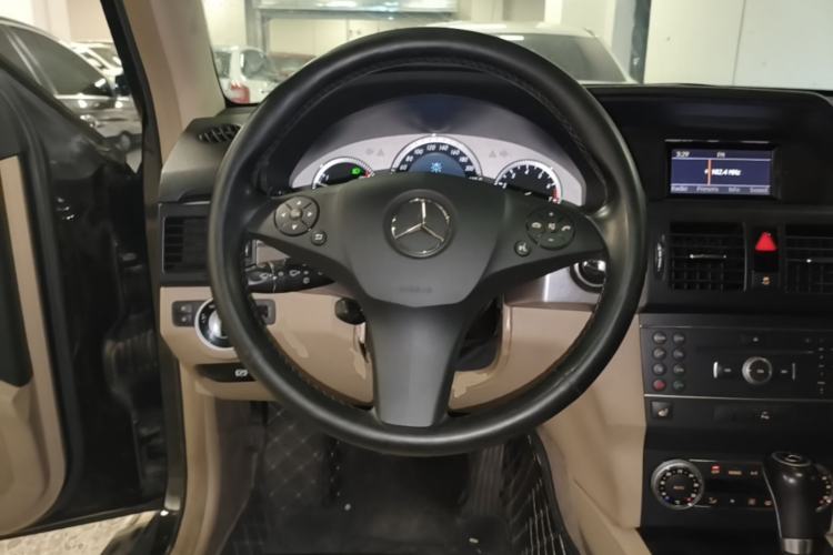 Used Mercedes-Benz GLK-Class 2012 GLK 300 4MATIC Fashion Model Steering Wheel