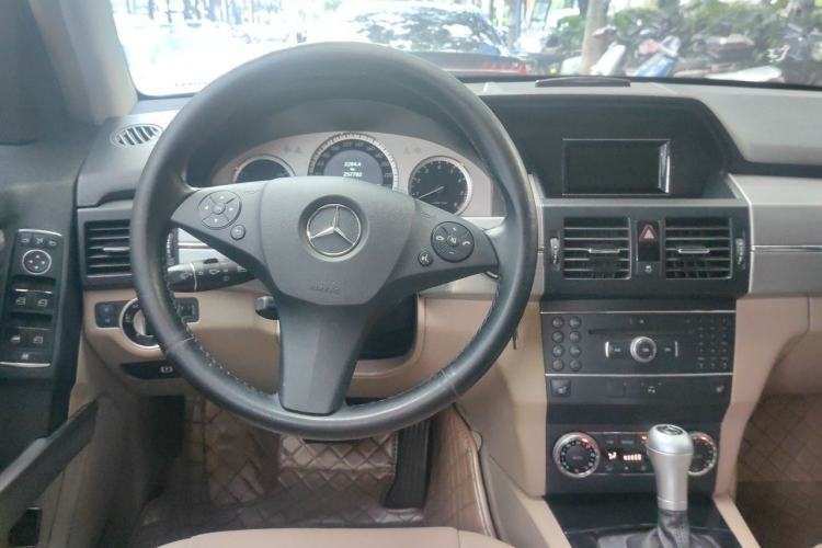 Used Mercedes-Benz GLK-Class 2012 GLK 300 4MATIC Fashion Model Steering Wheel