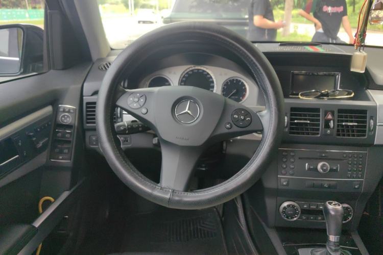 Used Mercedes-Benz GLK-Class 2012 GLK 300 4MATIC Fashion Model Steering Wheel