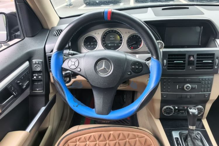 Used Mercedes-Benz GLK-Class 2012 GLK 300 4MATIC Dynamic Edition Steering Wheel