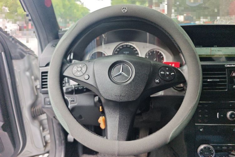 Used Mercedes-Benz GLK-Class 2012 GLK 300 4MATIC Dynamic Edition Steering Wheel