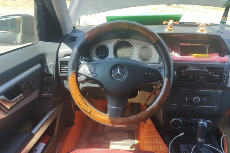 Used Mercedes-Benz GLK-Class 2012 GLK 300 4MATIC Dynamic Edition Steering Wheel