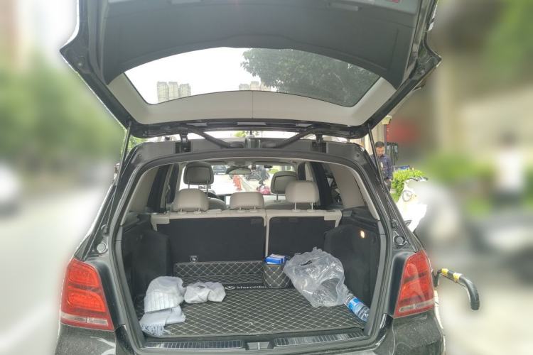 Used Mercedes-Benz GLK-Class 2012 GLK 300 4MATIC Fashion Model Trunk
