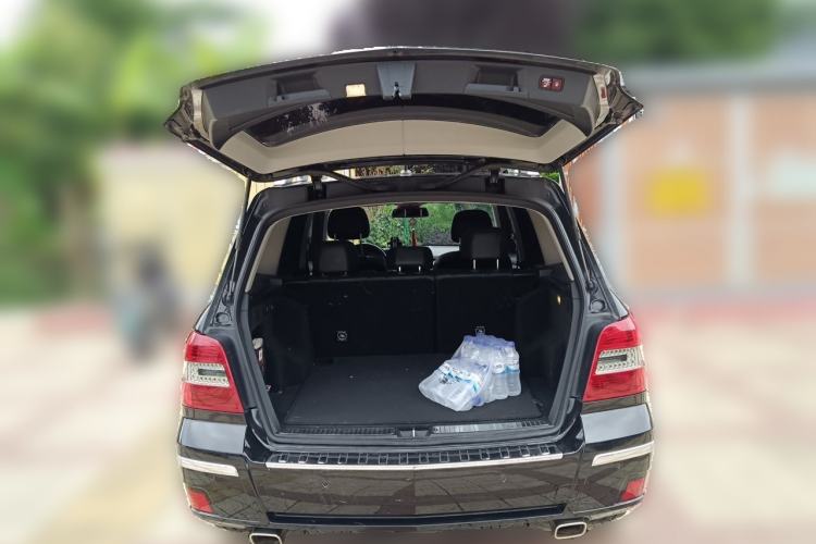 Used Mercedes-Benz GLK-Class 2012 GLK 300 4MATIC Luxury Model Trunk