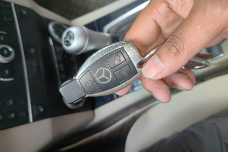 Used Mercedes-Benz GLK-Class 2012 GLK 300 4MATIC Fashion Model Vehicle Key