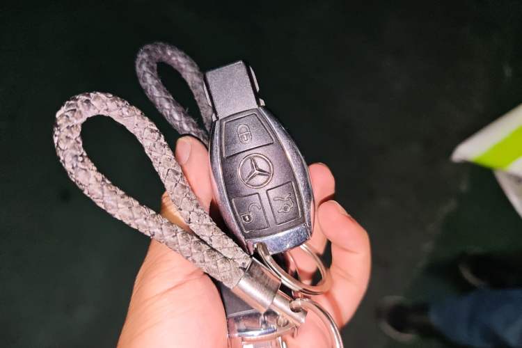 Used Mercedes-Benz GLK-Class 2012 GLK 300 4MATIC Luxury Model Vehicle Key