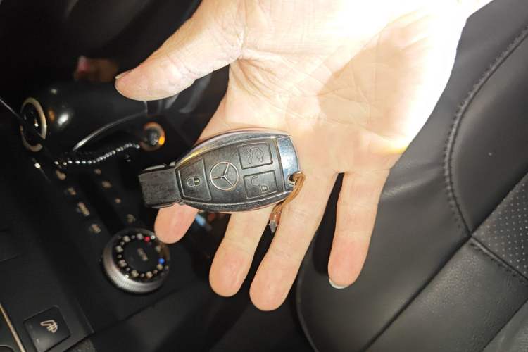 Used Mercedes-Benz GLK-Class 2012 GLK 300 4MATIC Fashion Model Vehicle Key