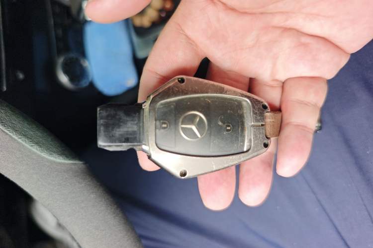 Used Mercedes-Benz GLK-Class 2012 GLK 300 4MATIC Dynamic Edition Vehicle Key