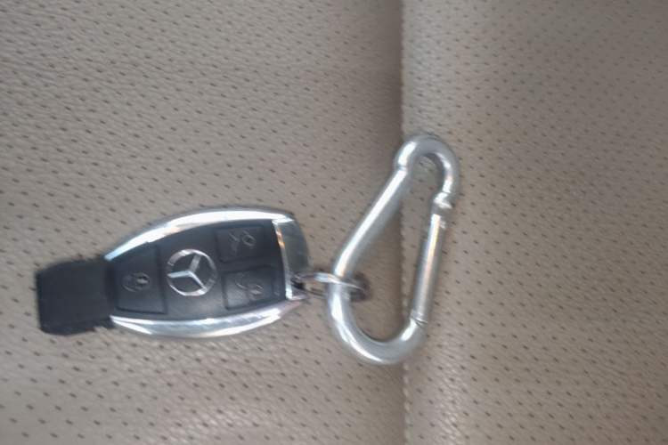 Used Mercedes-Benz GLK-Class 2012 GLK 300 4MATIC Fashion Model Vehicle Key