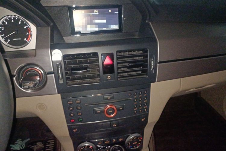 Used Mercedes-Benz GLK-Class 2012 GLK 300 4MATIC Dynamic Edition Audio And AC Panel