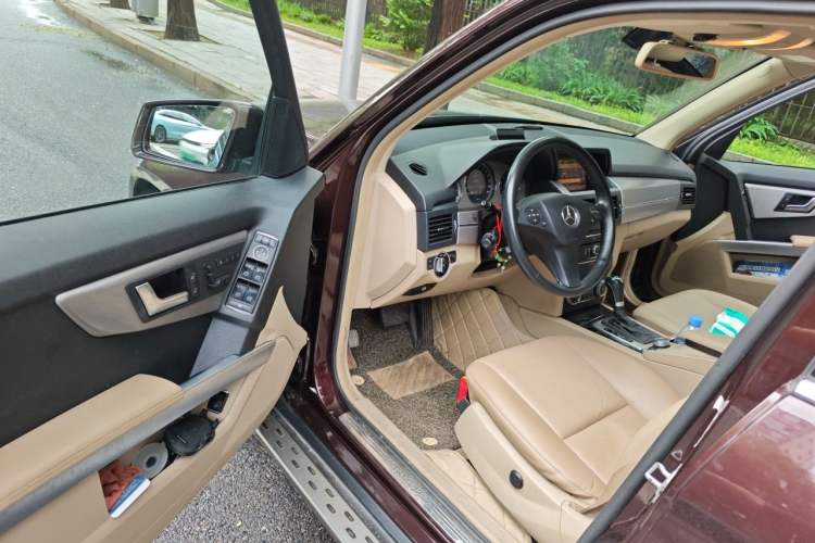 Used Mercedes-Benz GLK-Class 2012 GLK 300 4MATIC Fashion Model Driver Seat