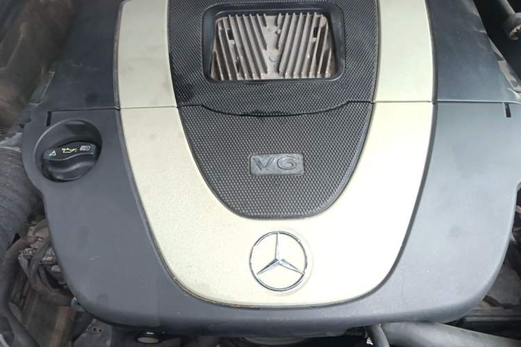 Used Mercedes-Benz GLK-Class 2012 GLK 300 4MATIC Dynamic Edition Engine Bay