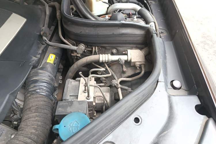 Used Mercedes-Benz GLK-Class 2012 GLK 300 4MATIC Dynamic Edition Engine Bay Left