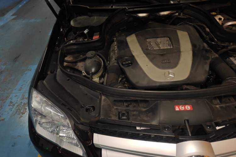 Used Mercedes-Benz GLK-Class 2012 GLK 300 4MATIC Dynamic Edition Engine Bay Right