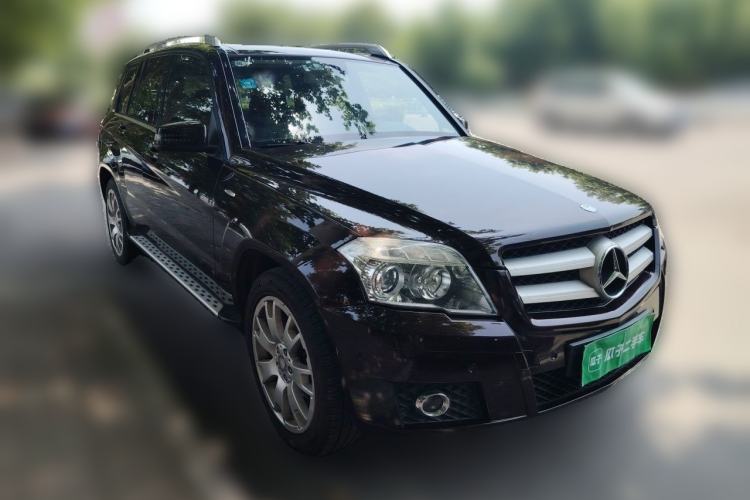 Used Mercedes-Benz GLK-Class 2012 GLK 300 4MATIC Fashion Model Front Right 45 Deg
