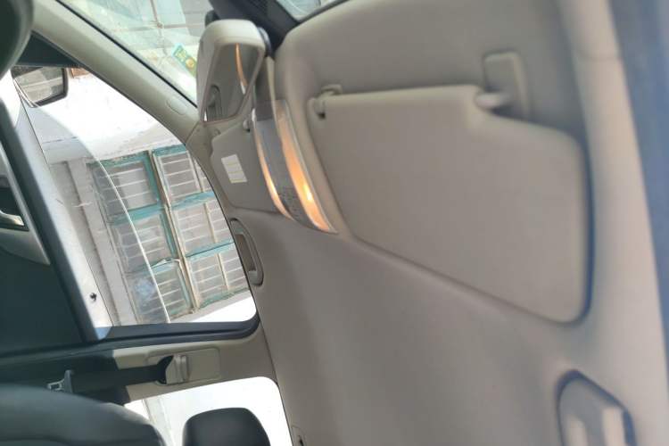 Used Mercedes-Benz GLK-Class 2012 GLK 300 4MATIC Dynamic Edition Headliner