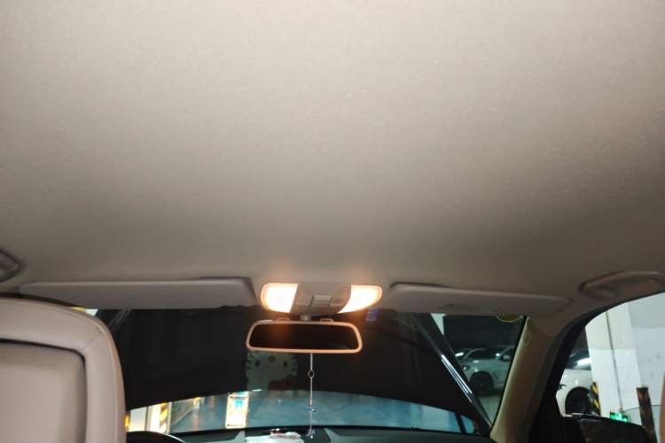 Used Mercedes-Benz GLK-Class 2012 GLK 300 4MATIC Dynamic Edition Headliner