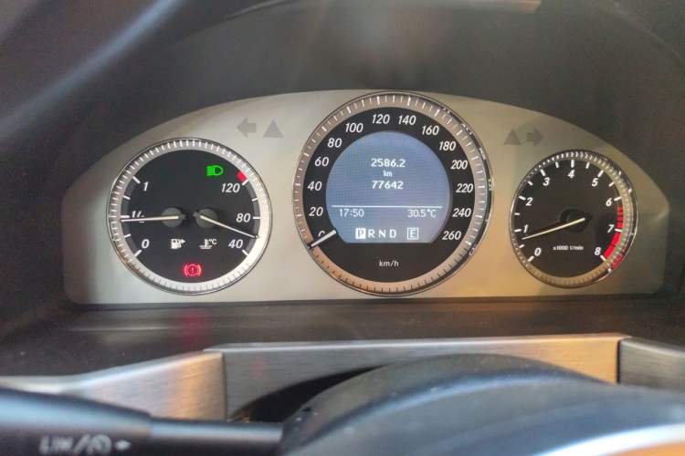 Used Mercedes-Benz GLK-Class 2012 GLK 300 4MATIC Fashion Model Instrument Cluster