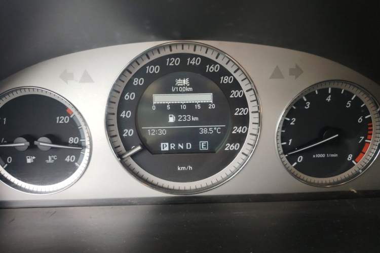 Used Mercedes-Benz GLK-Class 2012 GLK 300 4MATIC Fashion Model Instrument Cluster
