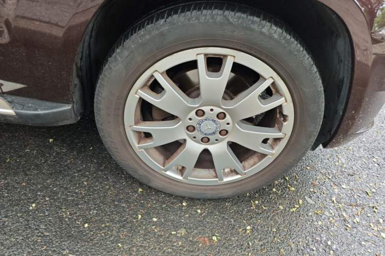 Used Mercedes-Benz GLK-Class 2012 GLK 300 4MATIC Fashion Model Right Front Wheel Hub