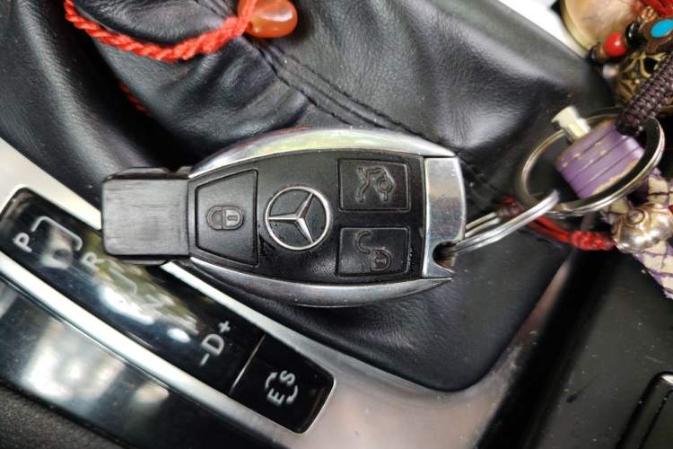 Used Mercedes-Benz GLK-Class 2012 GLK 300 4MATIC Fashion Model Vehicle Key