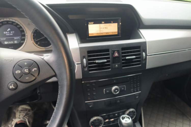 Used Mercedes-Benz GLK-Class 2012 GLK 300 4MATIC Dynamic Edition Audio And AC Panel