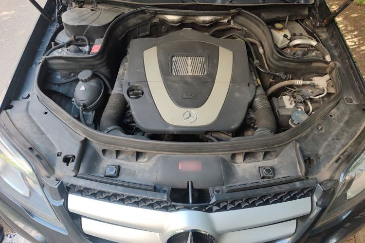 Used Mercedes-Benz GLK-Class 2012 GLK 300 4MATIC Dynamic Edition Engine Bay