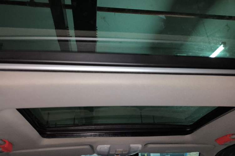 Used Mercedes-Benz GLK-Class 2012 GLK 300 4MATIC Luxury Model Headliner