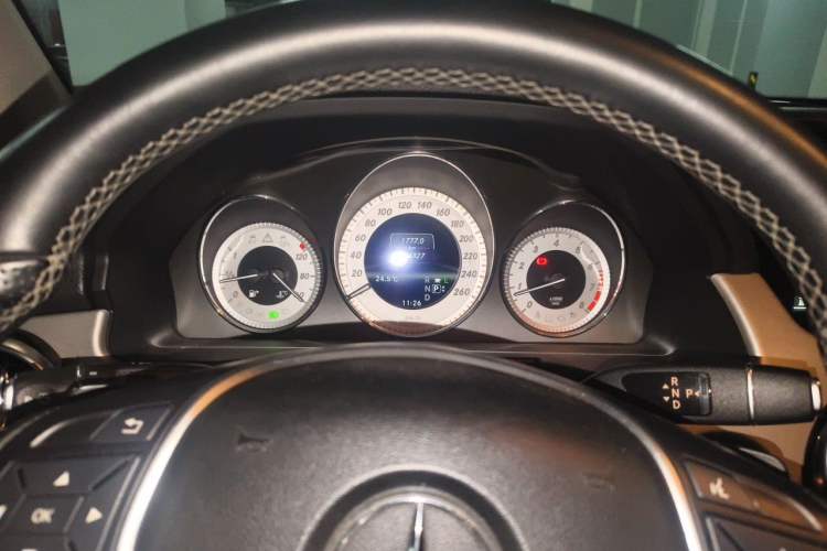 Used Mercedes-Benz GLK-Class 2012 GLK 300 4MATIC Fashion Model Instrument Cluster