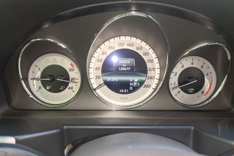 Used Mercedes-Benz GLK-Class 2012 GLK 300 4MATIC Dynamic Edition Instrument Cluster