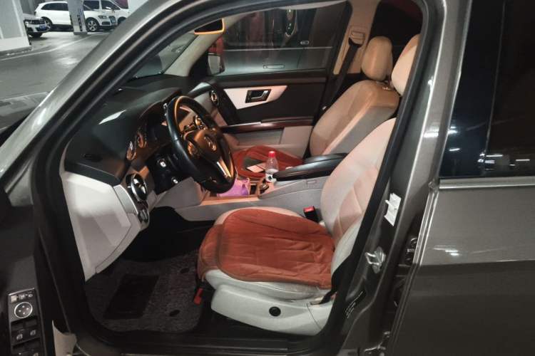 Used Mercedes-Benz GLK-Class 2012 GLK 300 4MATIC Fashion Model Left Front Seat