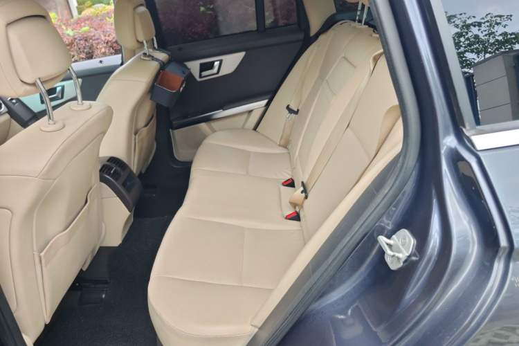 Used Mercedes-Benz GLK-Class 2012 GLK 300 4MATIC Luxury Model Left Rear Seat