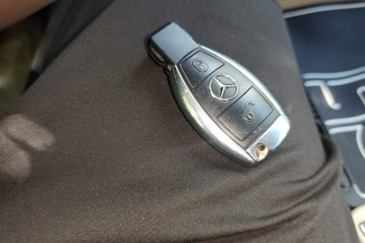 Used Mercedes-Benz GLK-Class 2012 GLK 300 4MATIC Dynamic Edition Vehicle Key