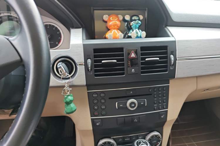 Used Mercedes-Benz GLK-Class 2012 GLK 300 4MATIC Fashion Model Audio And AC Panel